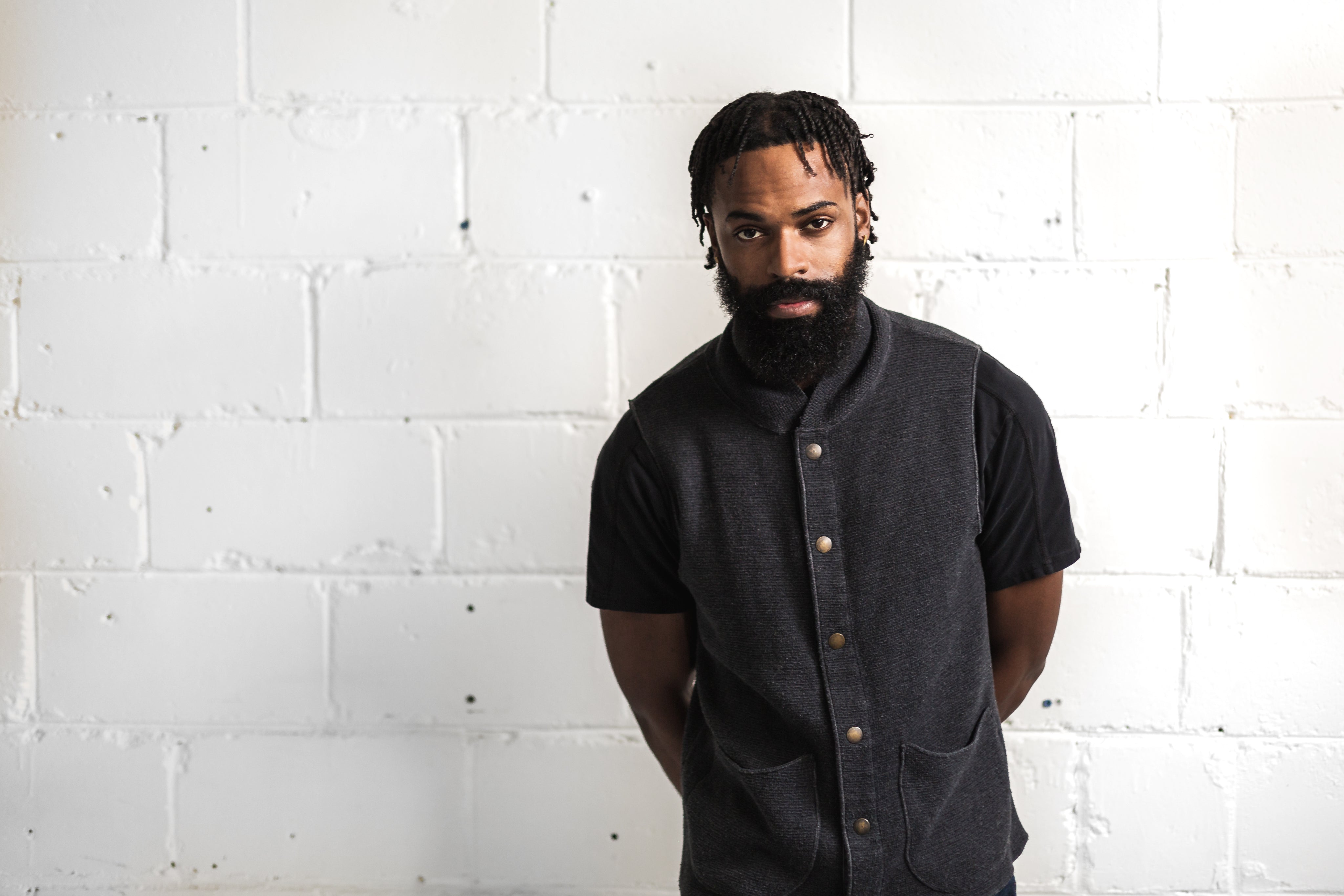 <em>Javier Mendoza</em>